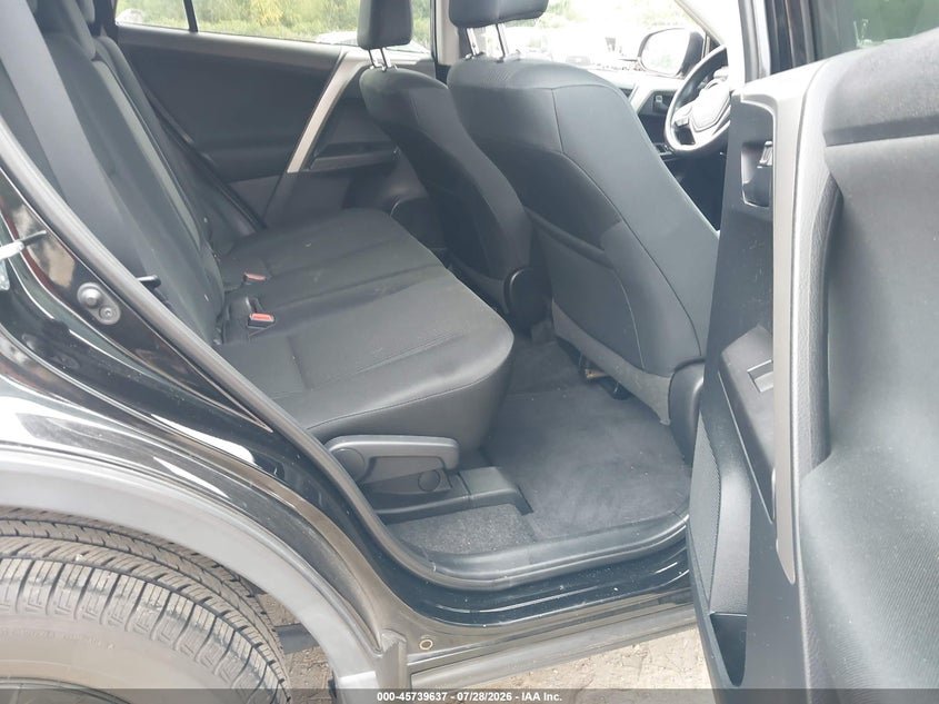 2017 TOYOTA RAV4 auction photo 8