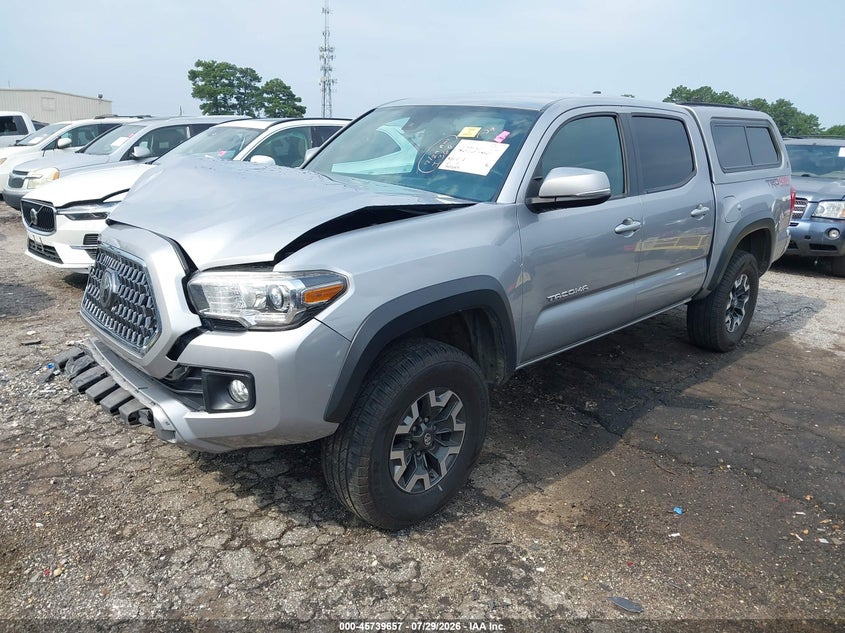 2019 TOYOTA TACOMA auction photo 2