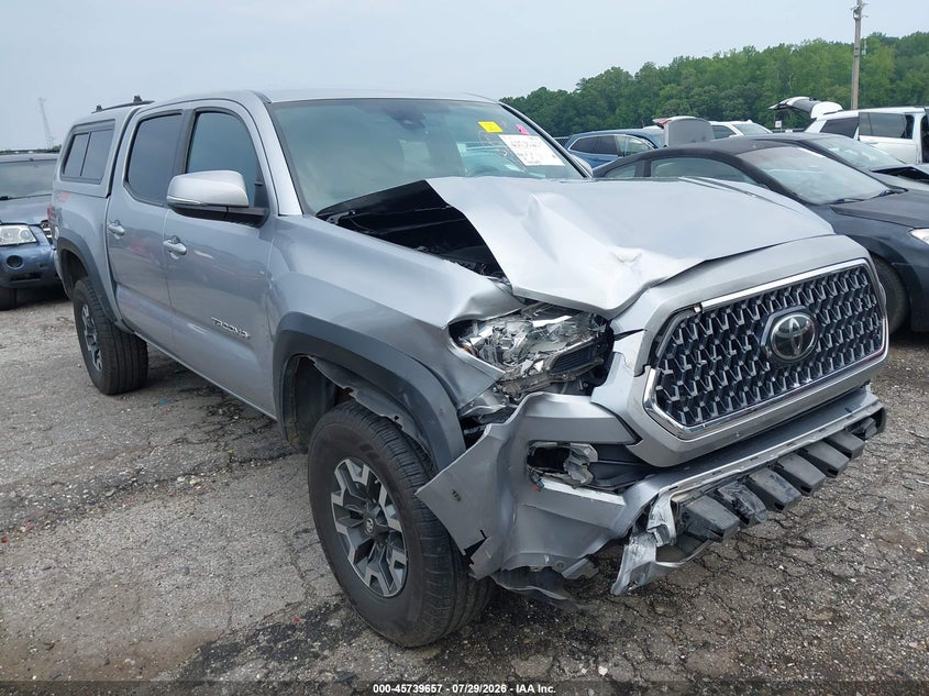 2019 TOYOTA TACOMA auction photo 6