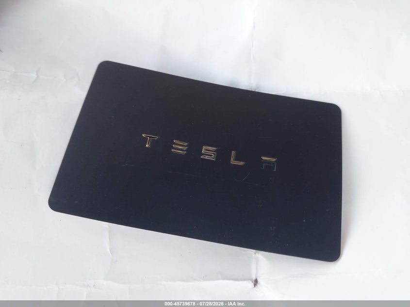 TESLA MODEL 3 - zdjęcie 10