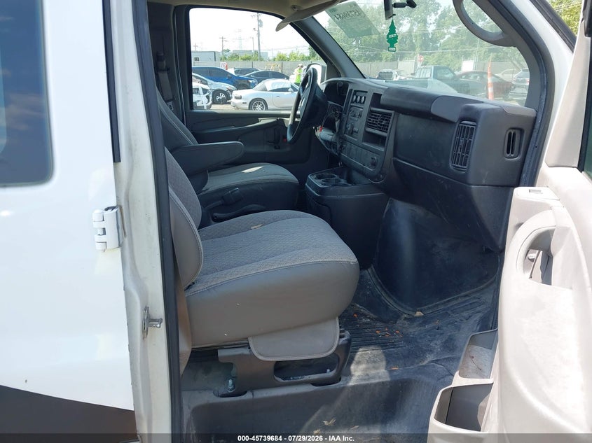 2013 CHEVROLET EXPRESS 1500 auction photo 5