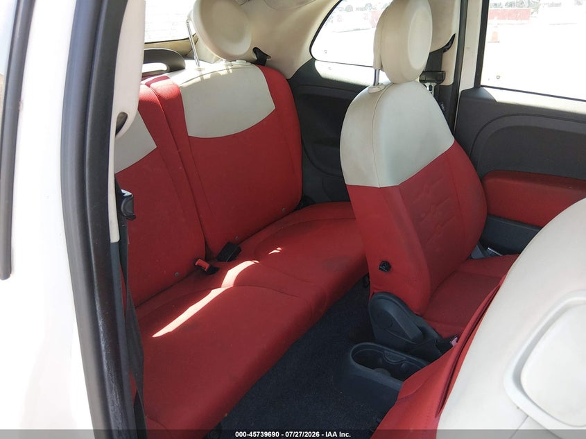 2013 FIAT 500C auction photo 8