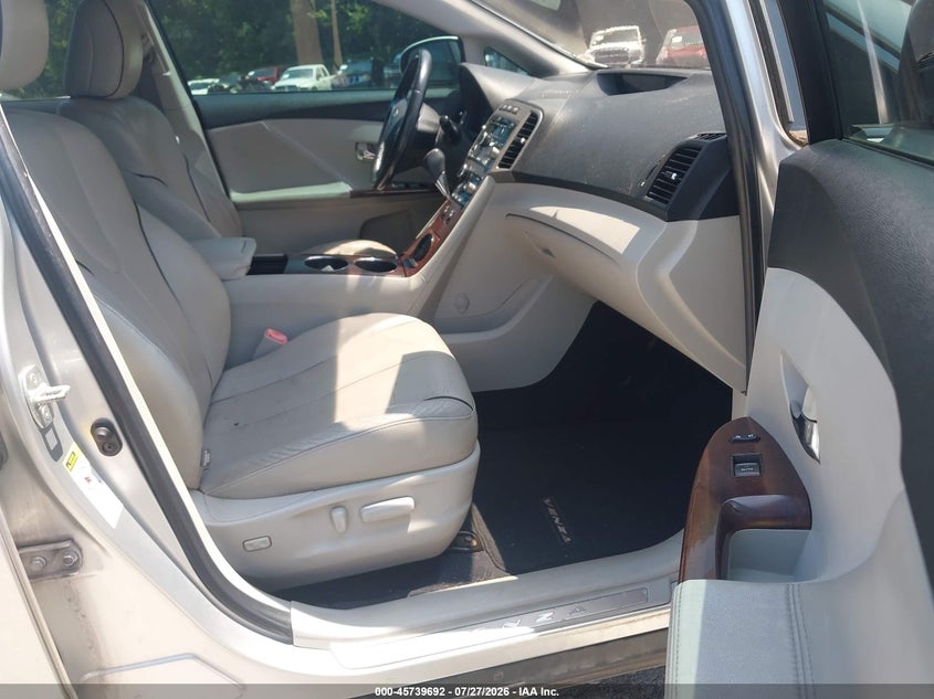 2009 TOYOTA VENZA auction photo 5