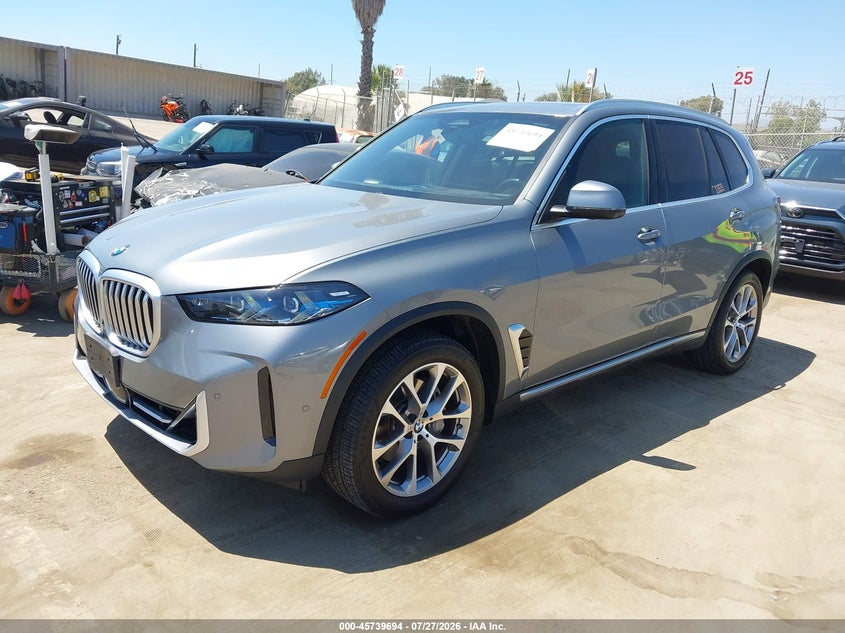 2025 BMW X5 auction photo 2