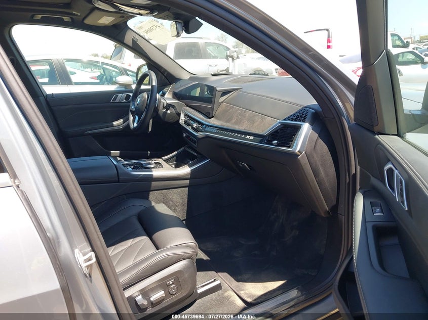 2025 BMW X5 auction photo 5