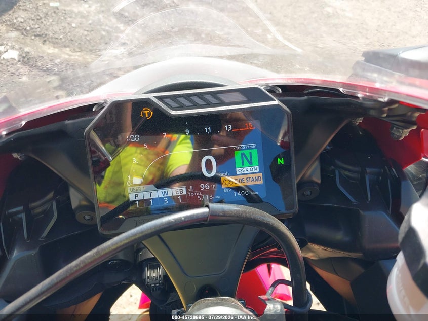 2023 HONDA CBR1000 auction photo 7