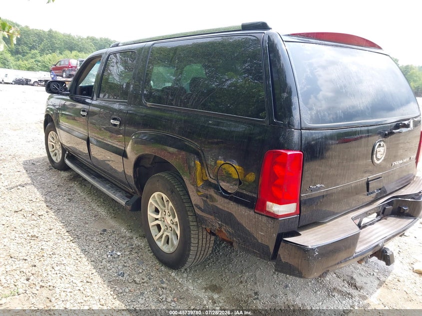2004 CADILLAC ESCALADE ESV auction photo 3
