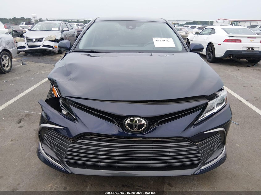 TOYOTA CAMRY - zdjęcie 12