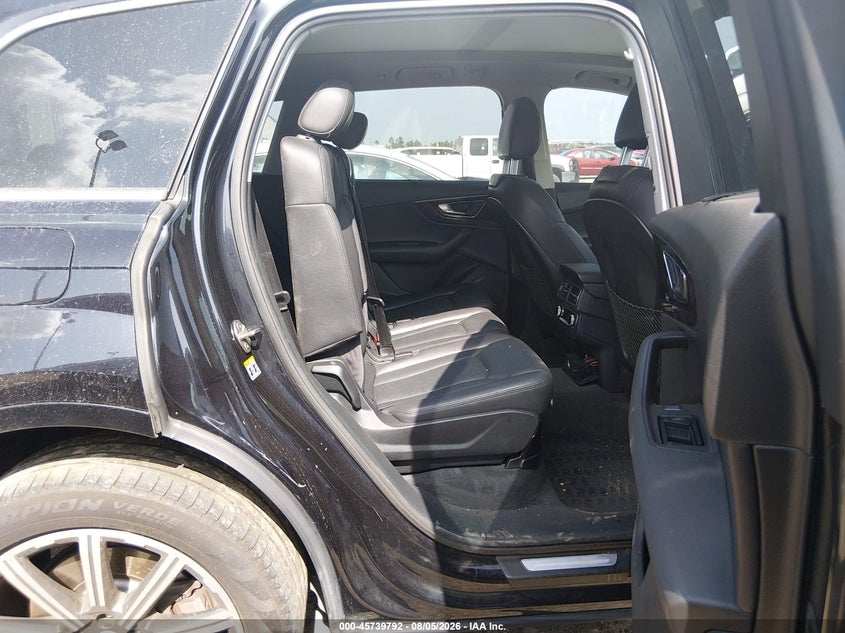 AUDI Q7 2017 VIN WA1LAAF77HD013962