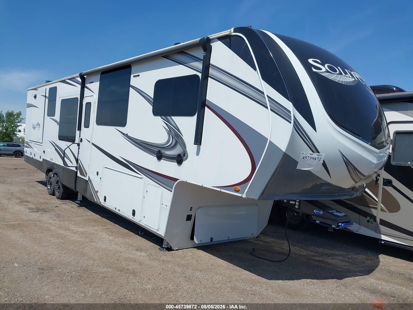 2021 Winnebago Solitude