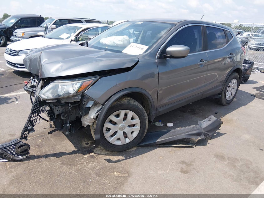 2017 NISSAN ROGUE SPORT auction photo 2