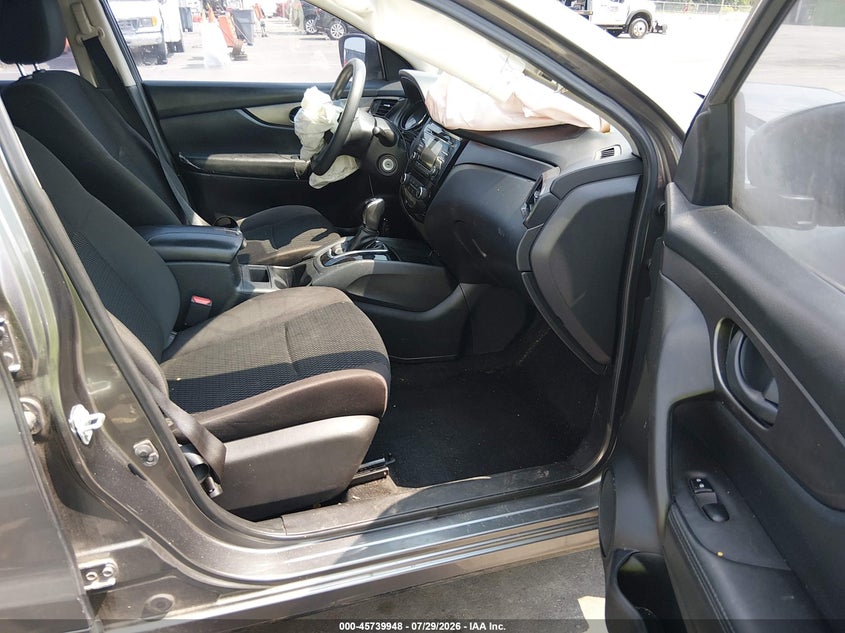 2017 NISSAN ROGUE SPORT auction photo 5