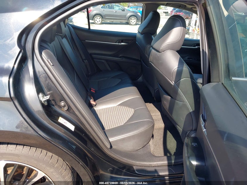TOYOTA CAMRY 2018 VIN 4T1B11HK0JU526376