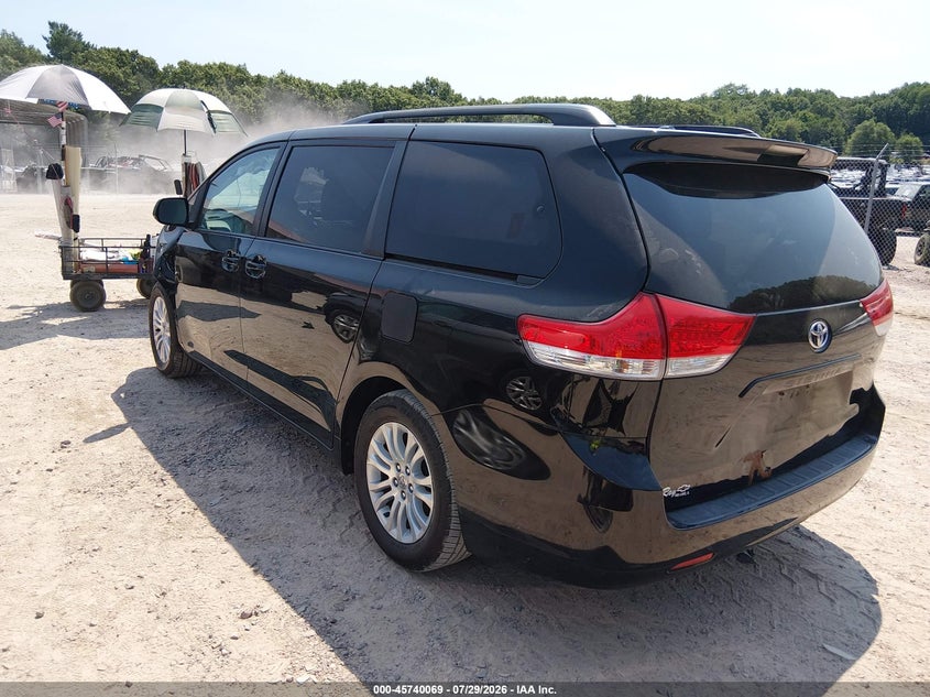 Vin: 5tdyk3dc1cs226584, lot: 46238773, toyota sienna xle v6 8 passenger 20123
