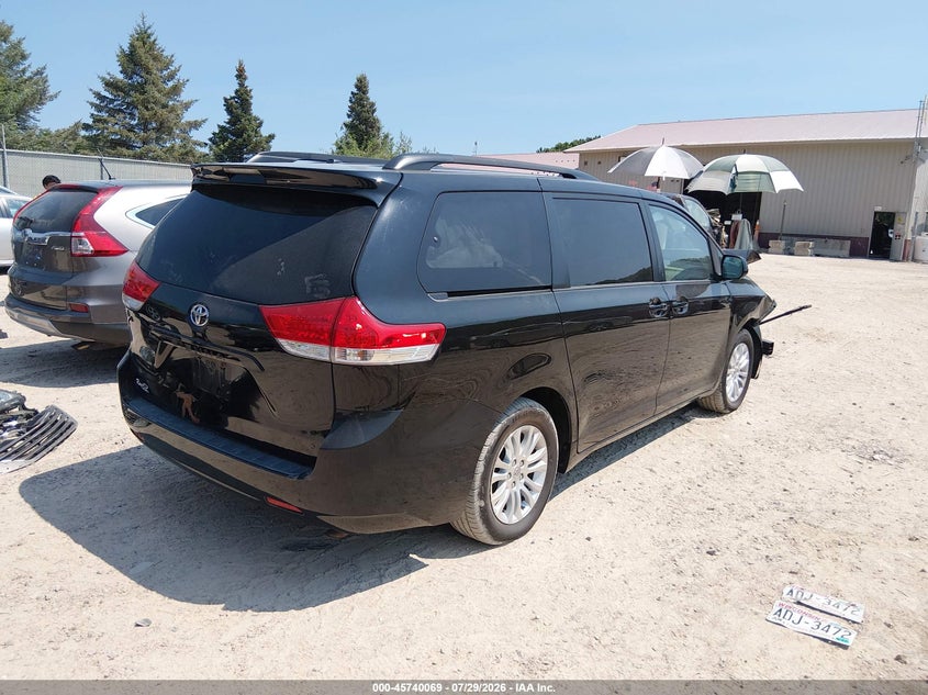 Vin: 5tdyk3dc1cs226584, lot: 46238773, toyota sienna xle v6 8 passenger 20124