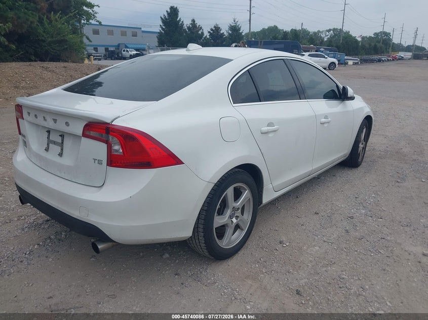 2012 VOLVO S60 auction photo 4