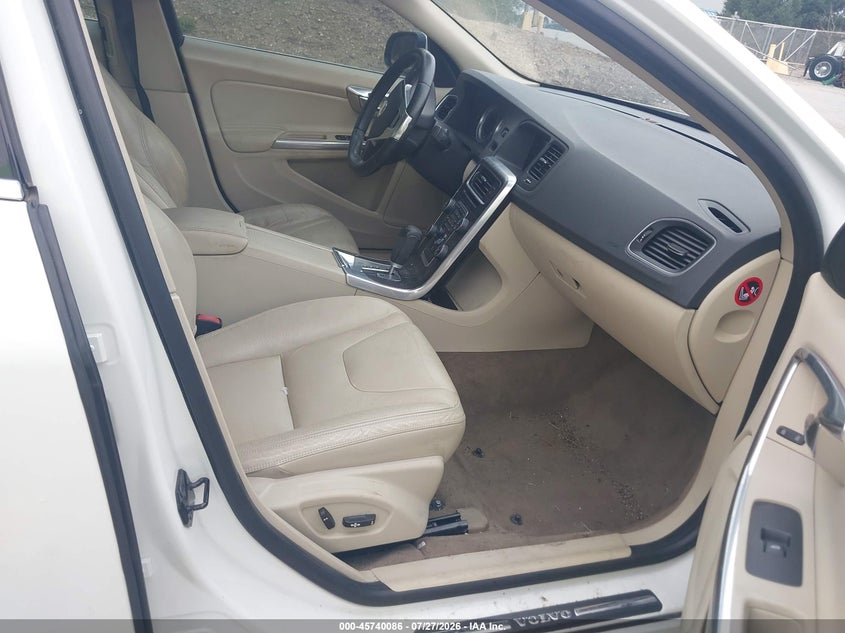 2012 VOLVO S60 auction photo 5