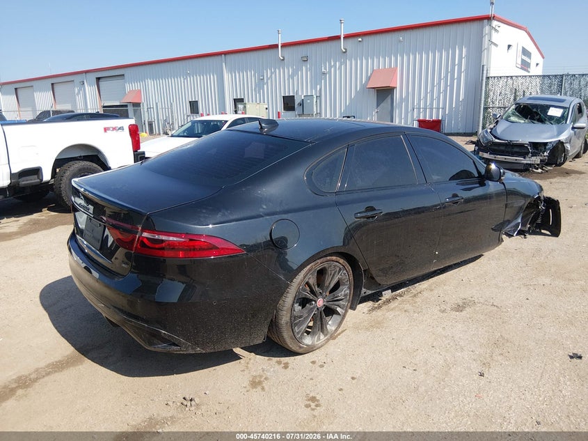Vin: sajbl4gx1mcy88614, lot: 46238920, jaguar xf r-dynamic se p300 awd automatic 20214