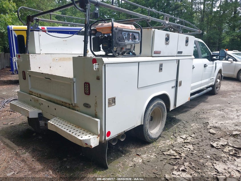 2018 FORD F-350 CHASSIS auction photo 4