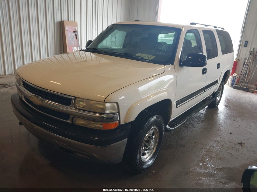 2005 CHEVROLET SUBURBAN 2500 auction photo 2