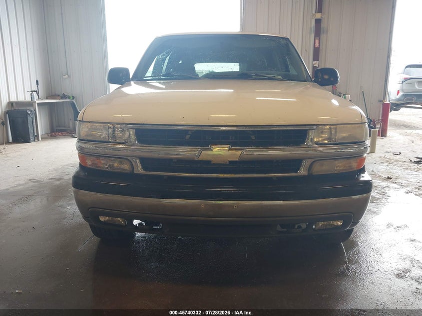 2005 CHEVROLET SUBURBAN 2500 auction photo 6