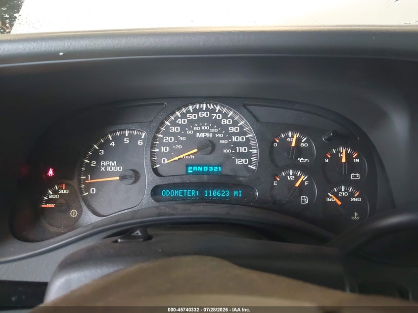 2005 CHEVROLET SUBURBAN 2500 auction photo 7