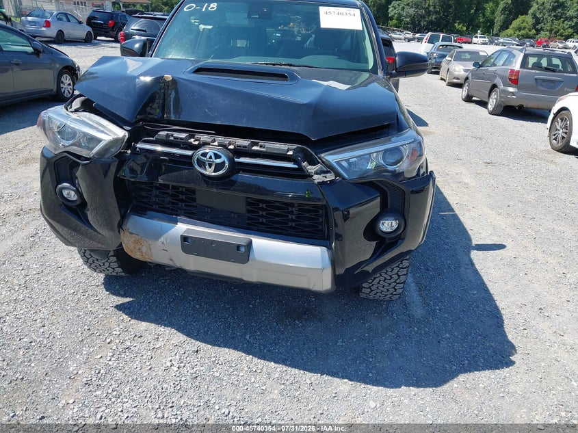 2022 TOYOTA 4RUNNER auction photo 6