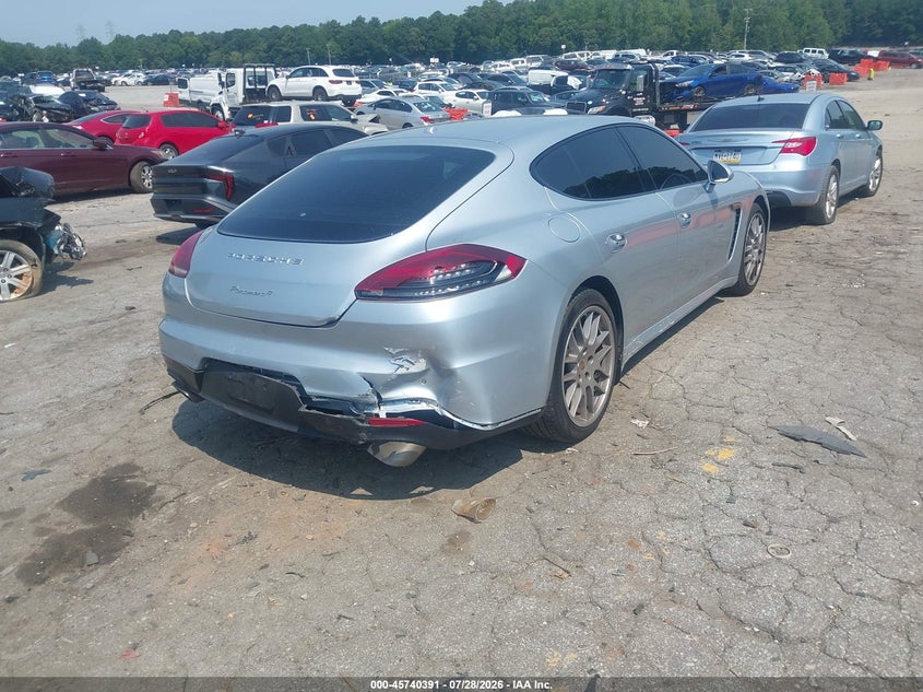 2016 PORSCHE PANAMERA auction photo 4