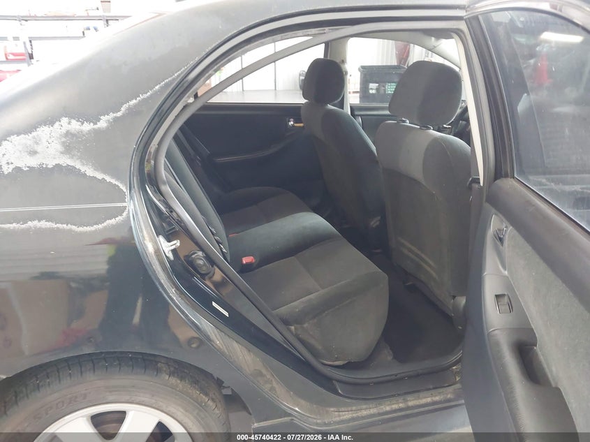 2004 TOYOTA COROLLA auction photo 8