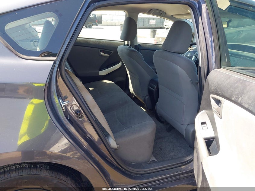 2012 TOYOTA PRIUS auction photo 8