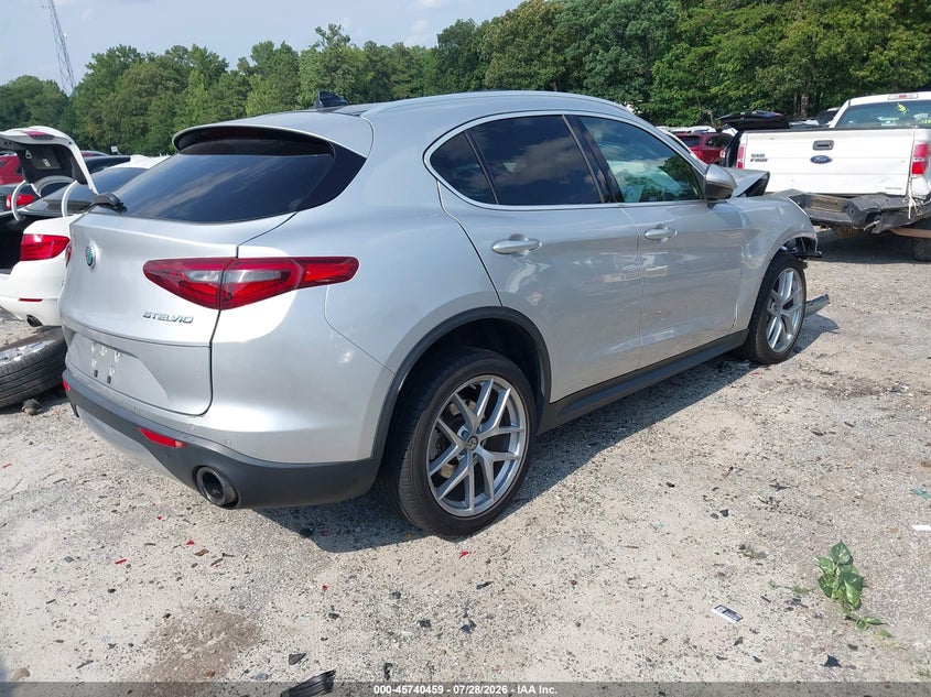 2018 ALFA ROMEO STELVIO auction photo 4