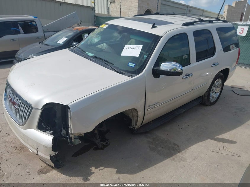2011 GMC YUKON auction photo 2