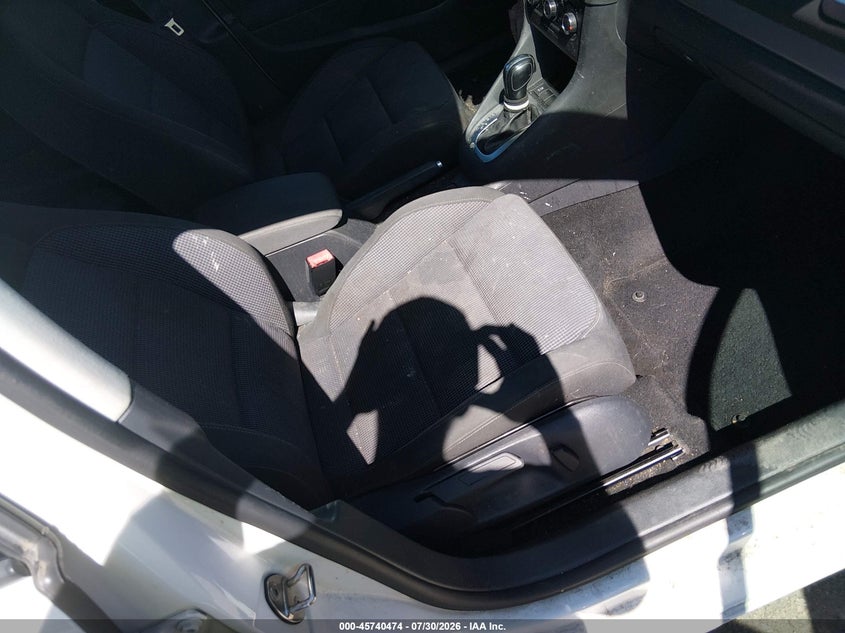 2014 VOLKSWAGEN GOLF auction photo 5