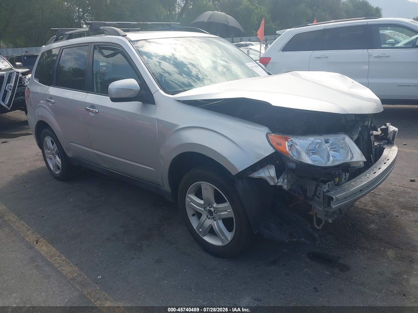 2010 SUBARU FORESTER auction photo 1
