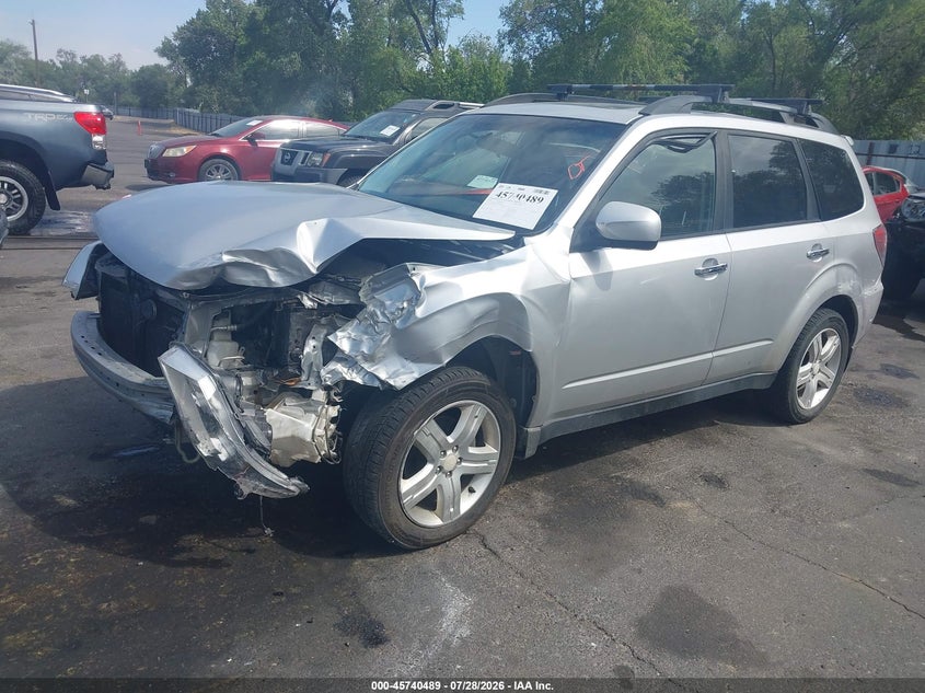 2010 SUBARU FORESTER auction photo 2