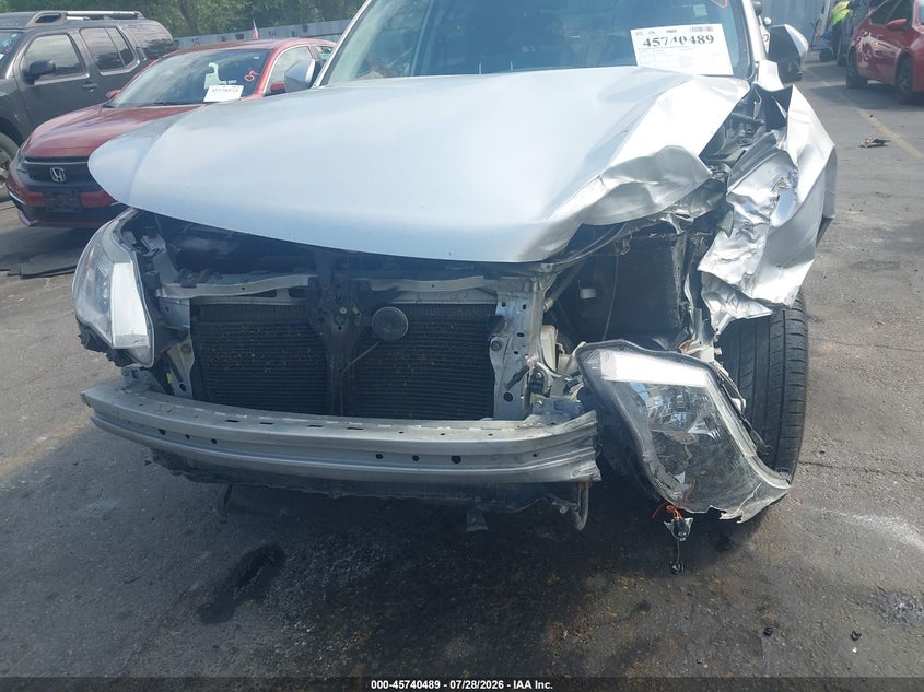 2010 SUBARU FORESTER auction photo 6