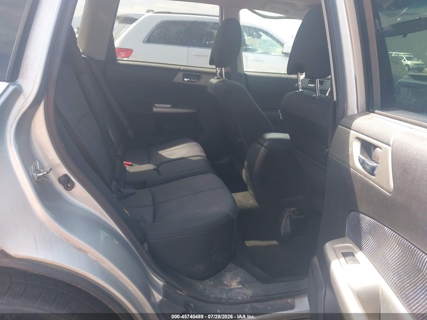 2010 SUBARU FORESTER auction photo 8