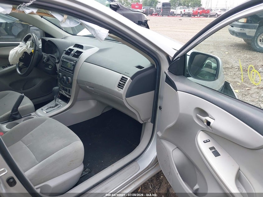 2012 TOYOTA COROLLA auction photo 5