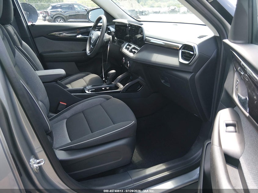 2026 CHEVROLET TRAILBLAZER auction photo 5