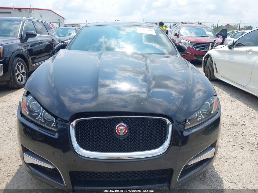 2014 JAGUAR XF auction photo 6