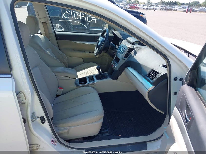 2011 SUBARU LEGACY auction photo 5