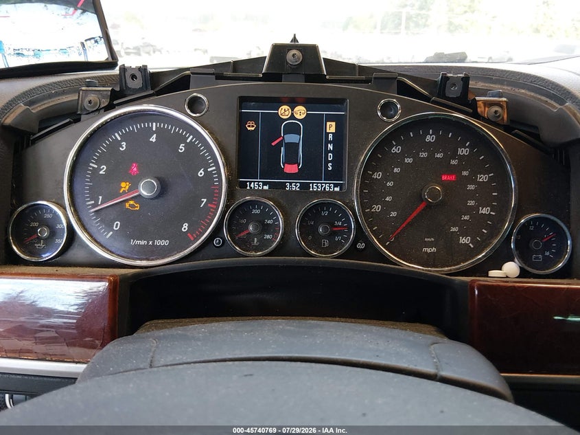 2004 VOLKSWAGEN TOUAREG auction photo 7