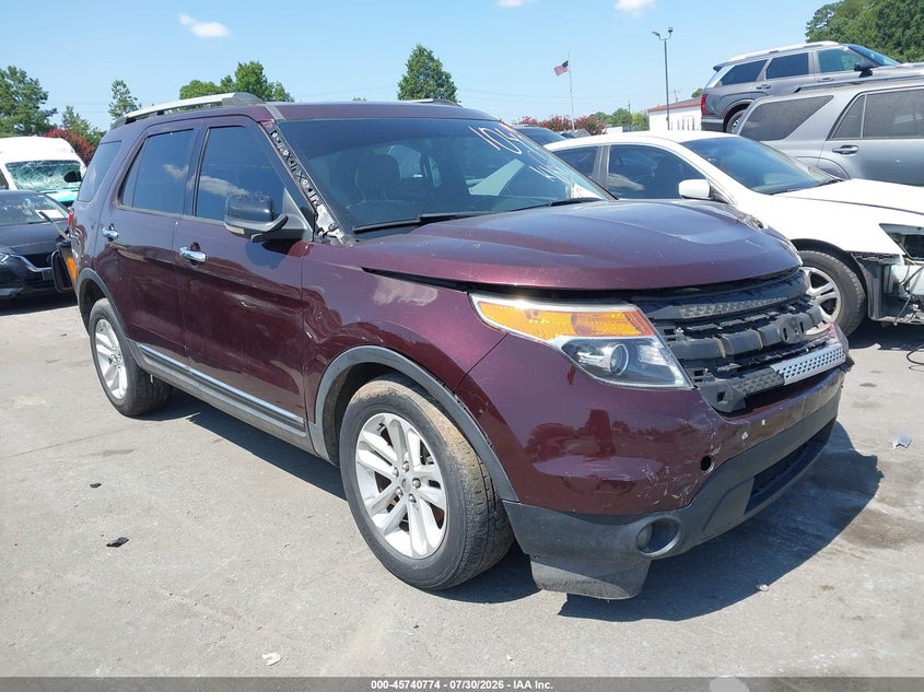 Vin: 1fmhk7d84bga71049, lot: 46239478, ford explorer xlt 2011 img_1