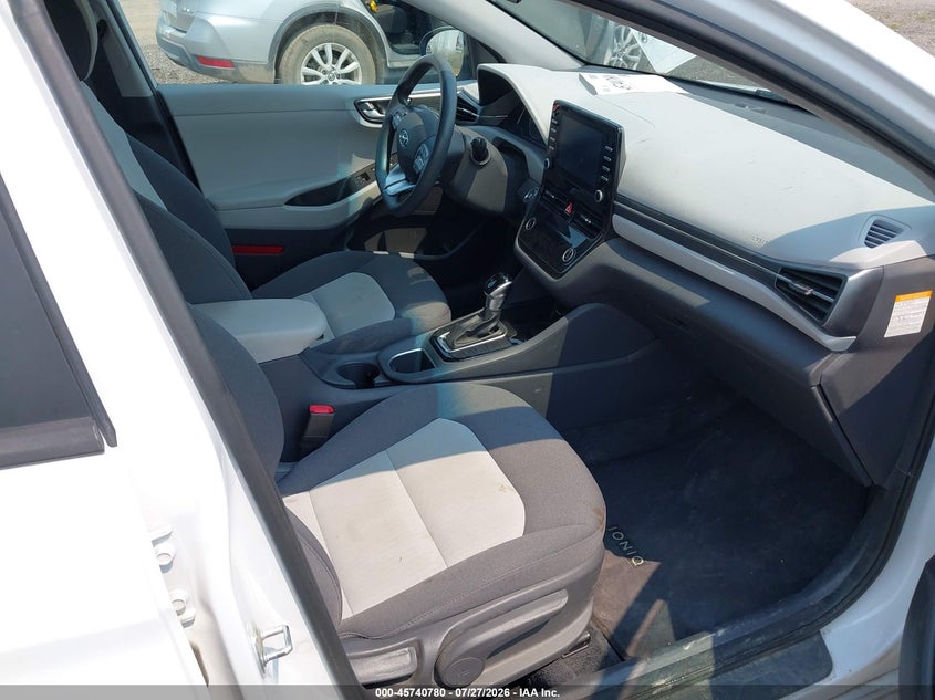 2020 HYUNDAI IONIQ HYBRID auction photo 5