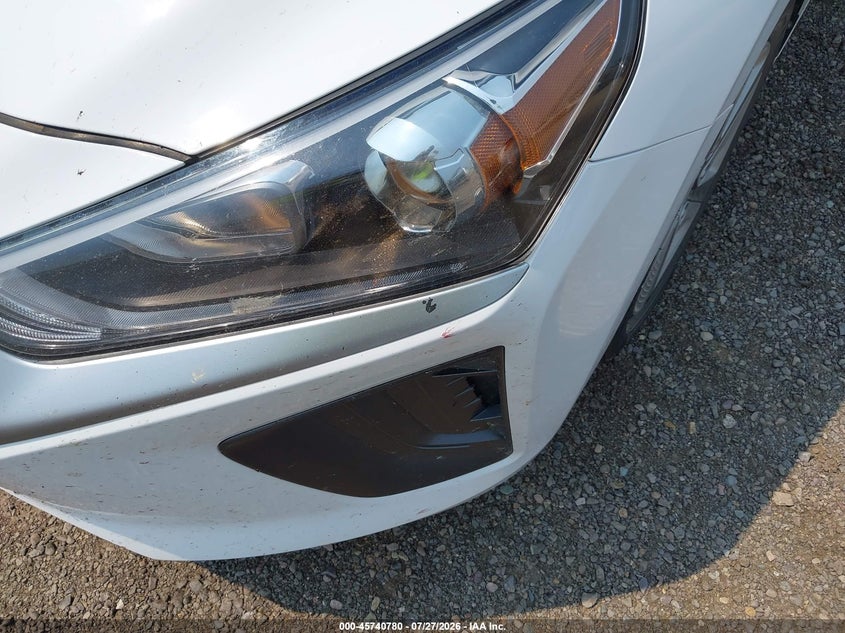 2020 HYUNDAI IONIQ HYBRID auction photo 6