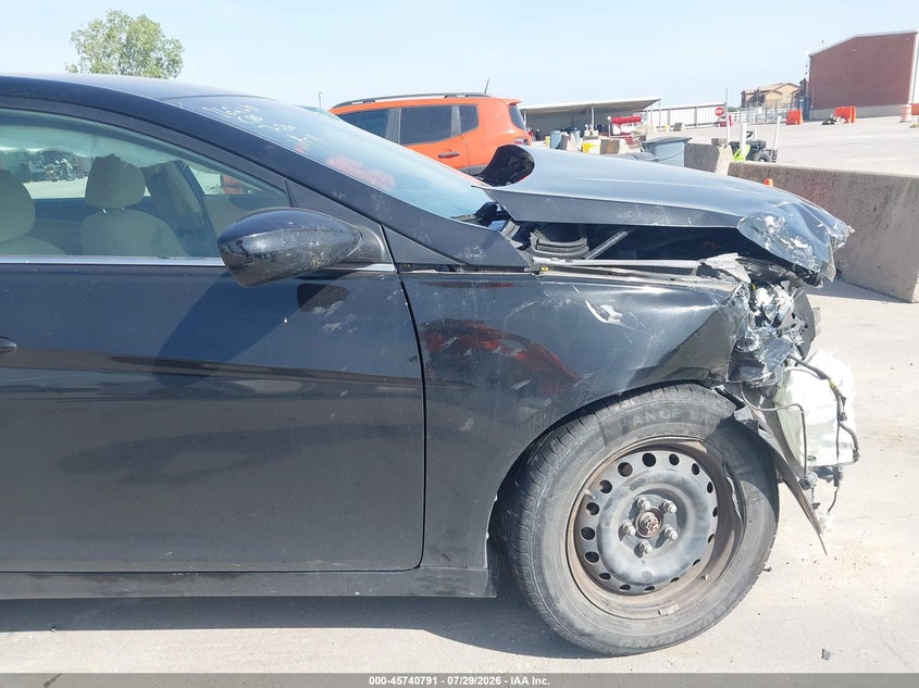 2011 HYUNDAI SONATA auction photo 6