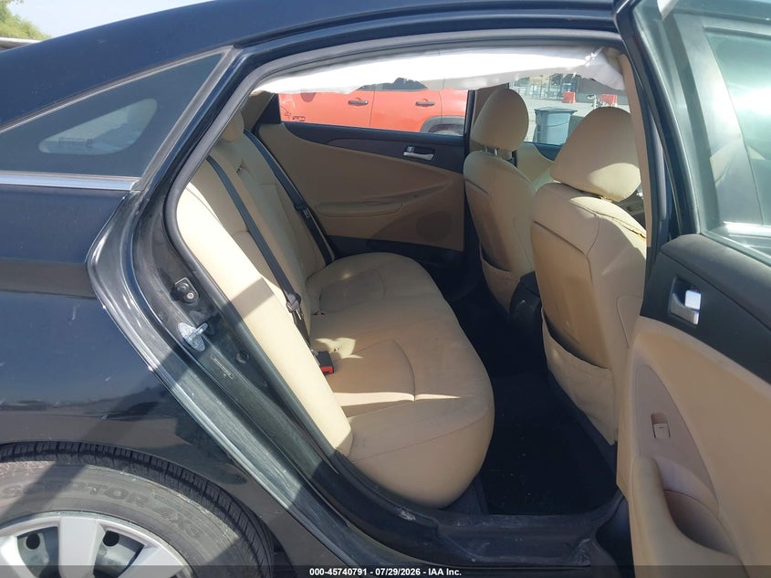 2011 HYUNDAI SONATA auction photo 8