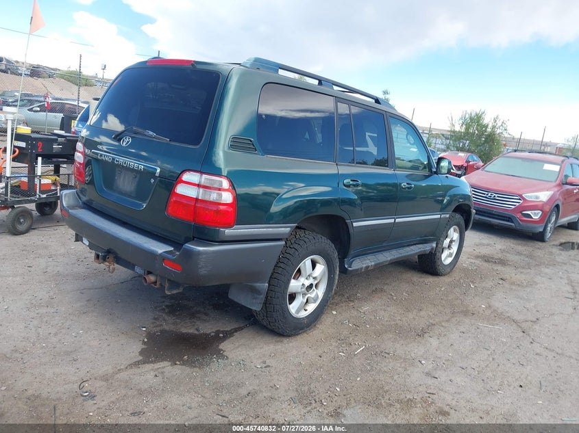 2005 TOYOTA LAND CRUISER auction photo 4