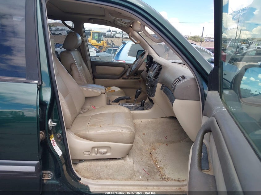 2005 TOYOTA LAND CRUISER auction photo 5