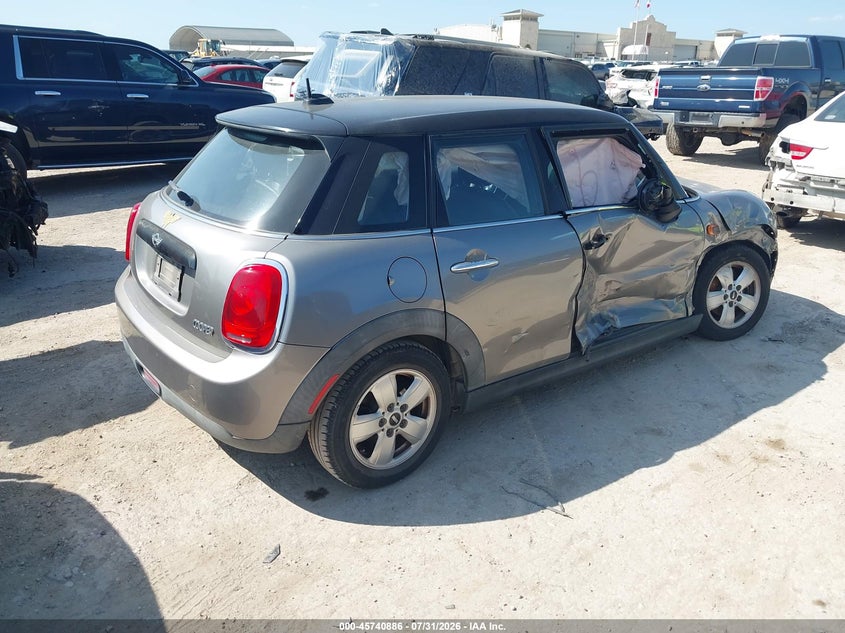 2016 MINI HARDTOP auction photo 4